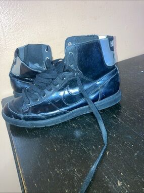 Nike Black. Blazers Glossy High-Top Sneakers